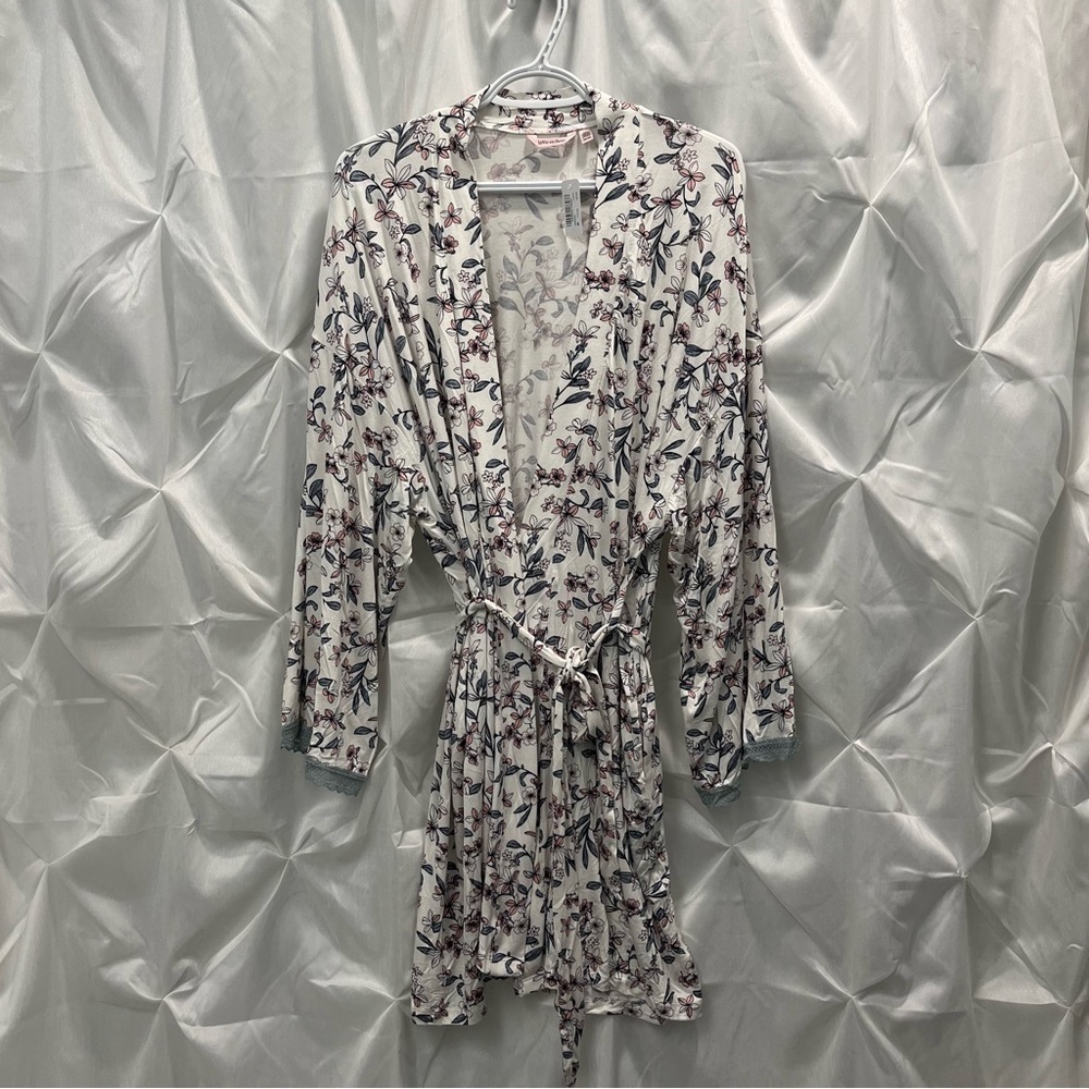La Vie En Rose Soft jersey kimono with lace trim size medium - Picture 5 of 8